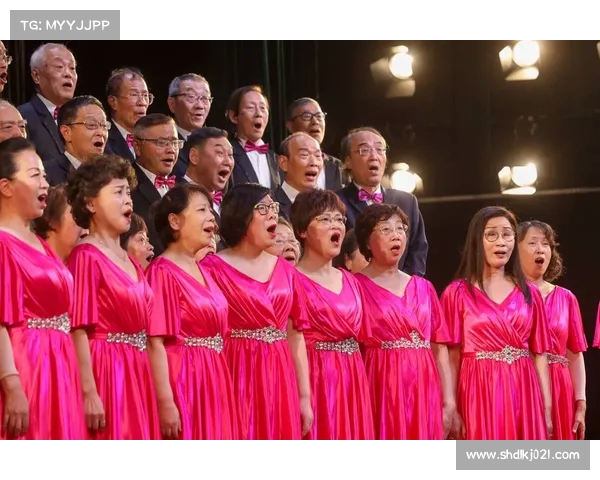 法甲球迷激情应援:为爱而战的力量与情感传递 法甲球迷激情应援:为爱而战的力量与情感传递